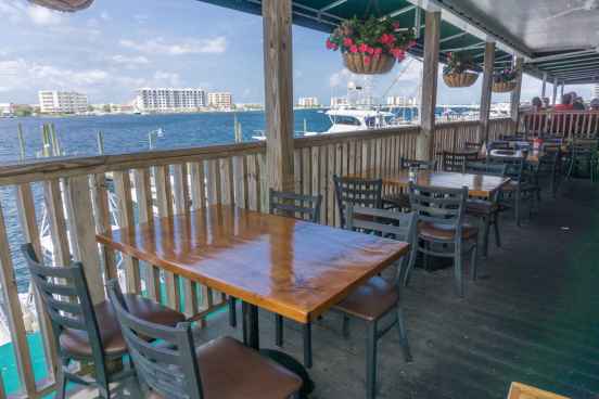 Dining and Activities in Destin